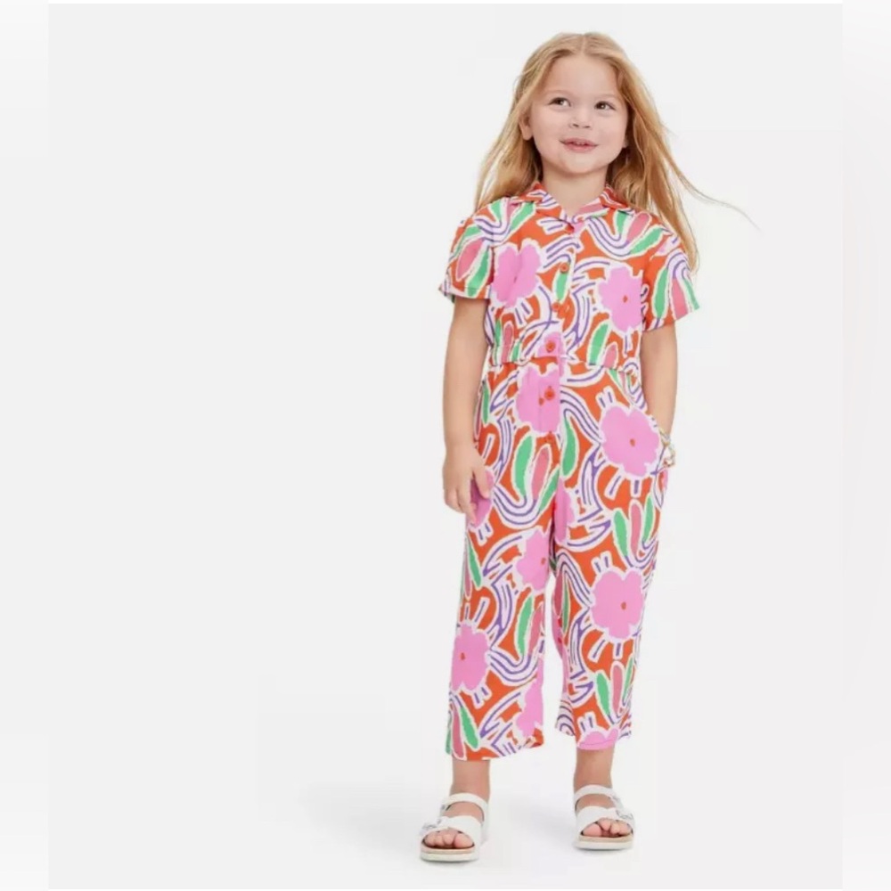 New Kids' Short Sleeve Flower Groove Red
Jumpsuit
Diane Von Furstenberg NWT